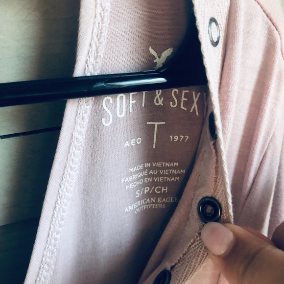 AE Top - Picture 3 of 3